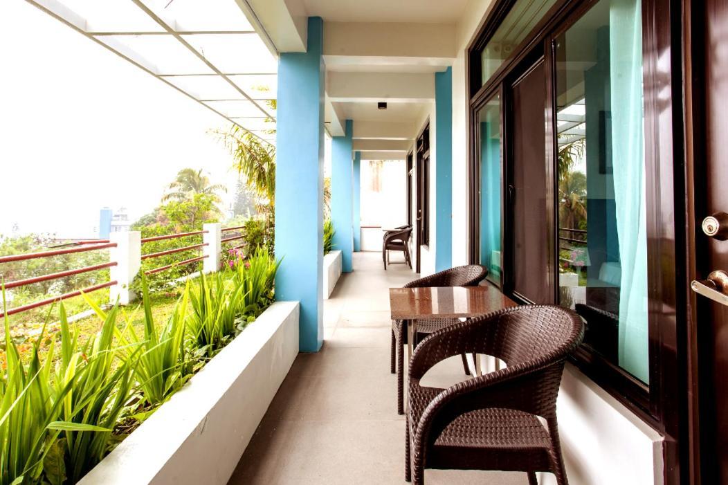 Casa Noah Hotel Tagaytay City Ngoại thất bức ảnh